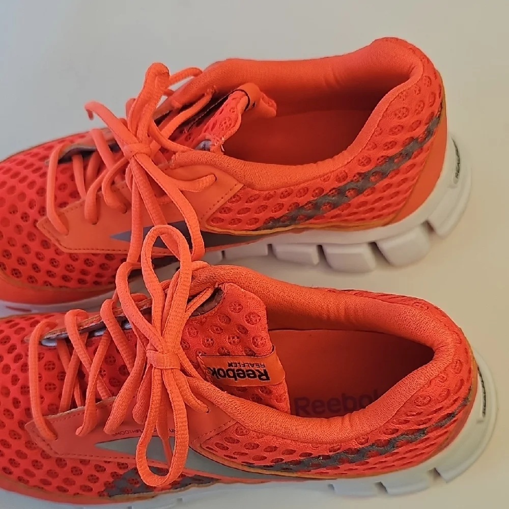 Reebok Bright Orange‎ Sneakers
